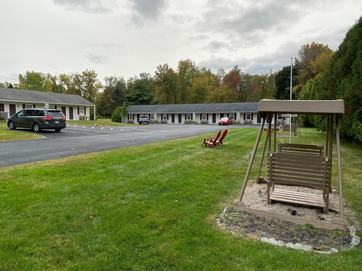 Villager Motel Williamstown Exteriör bild